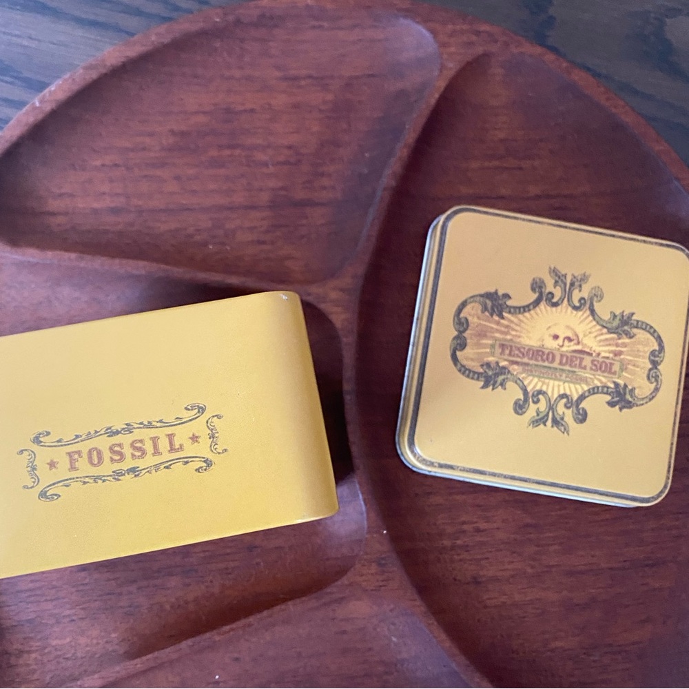 Fossil watch tin
